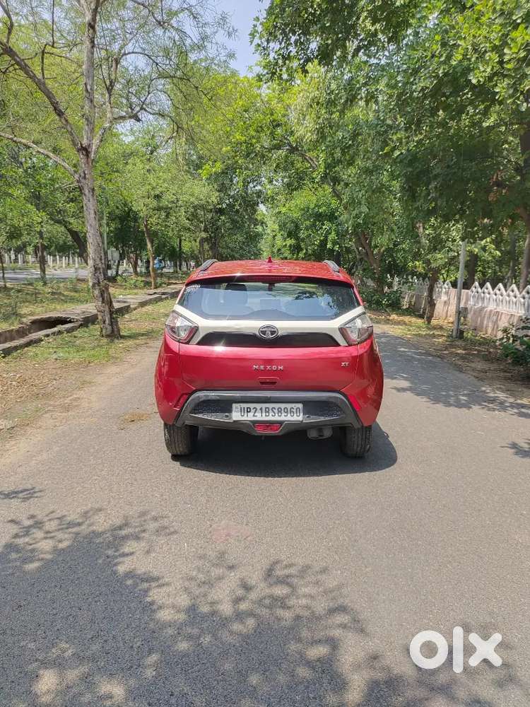 Nexon 2018 Petrol 51000 Km Driven New Tyar New Battery All Original