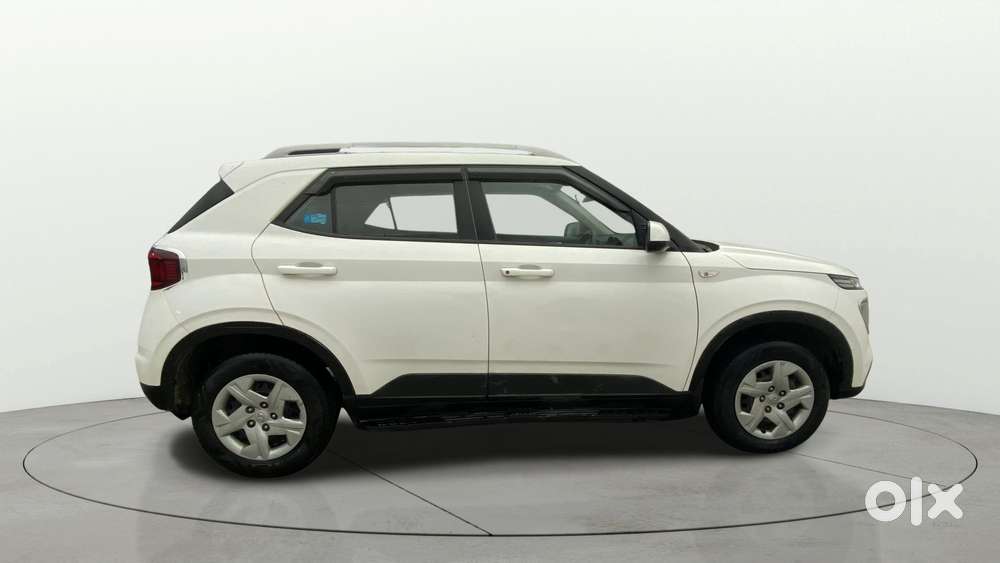 Hyundai Venue S, 2021, Petrol