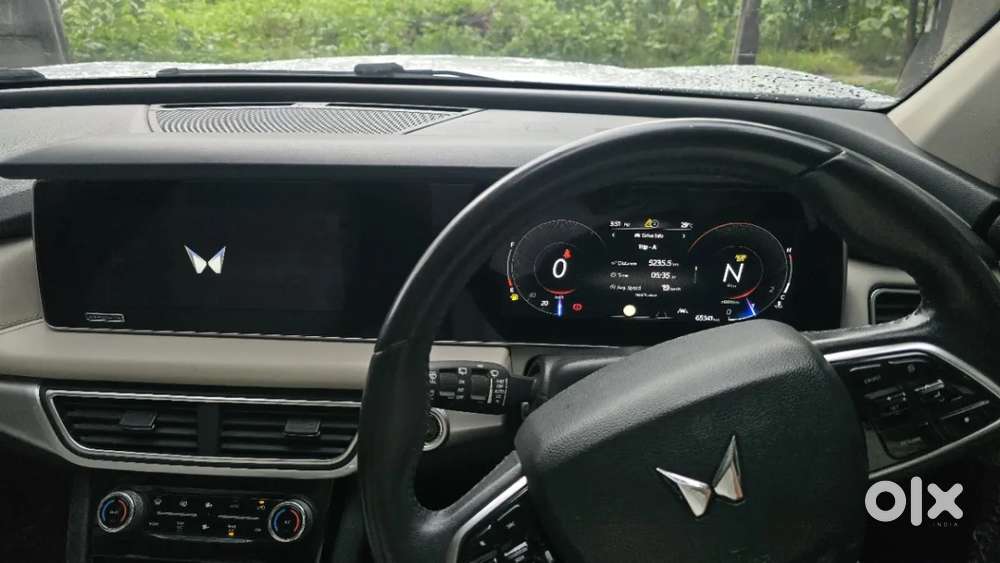 Mahindra Xuv700 2.2 Ax 7 Diesel Mt Str, 2023, Diesel