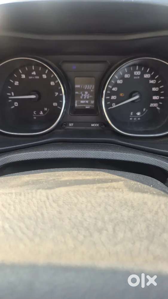 Tata Nexon 2017 Diesel, Well Maintained.