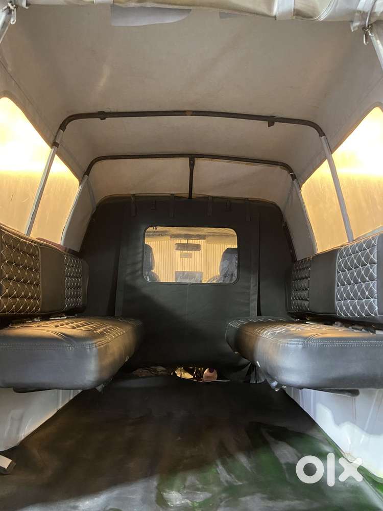 Maruti Suzuki Gypsy King St 4x4, 2004, Petrol