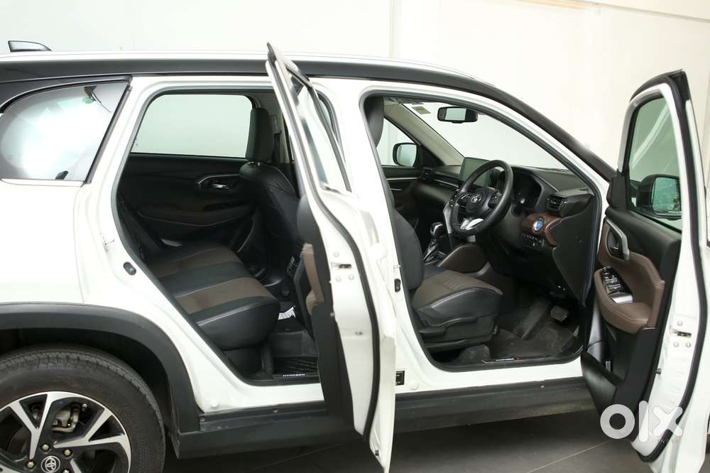 Toyota Urban Cruiser Hyryder 1.5 V Hybrid, 2022, Petrol