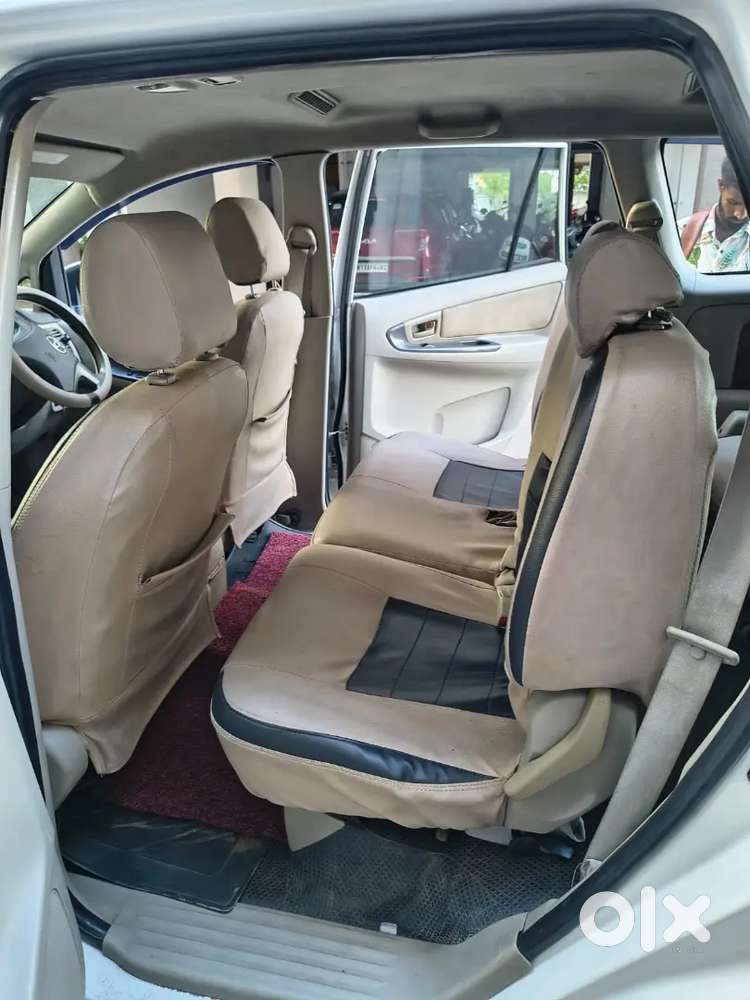 Toyota Innova 2013 Diesel 4th Owner