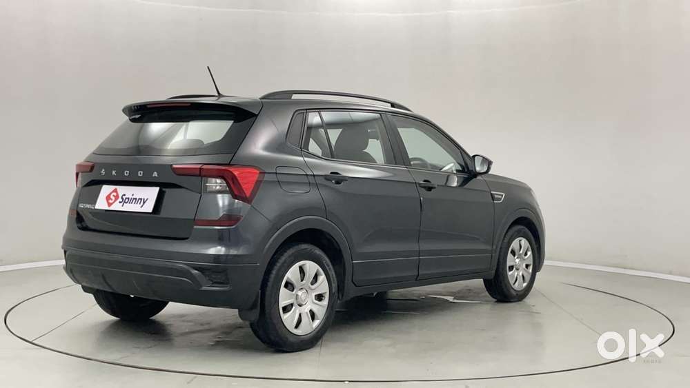 Skoda Kushaq Active 1.0 Tsi Mt, 2022, Petrol