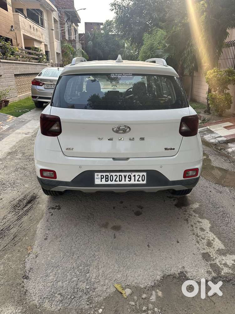 Hyundai Venue 1.0 Sx (o) Turbo Imt, 2020, Petrol