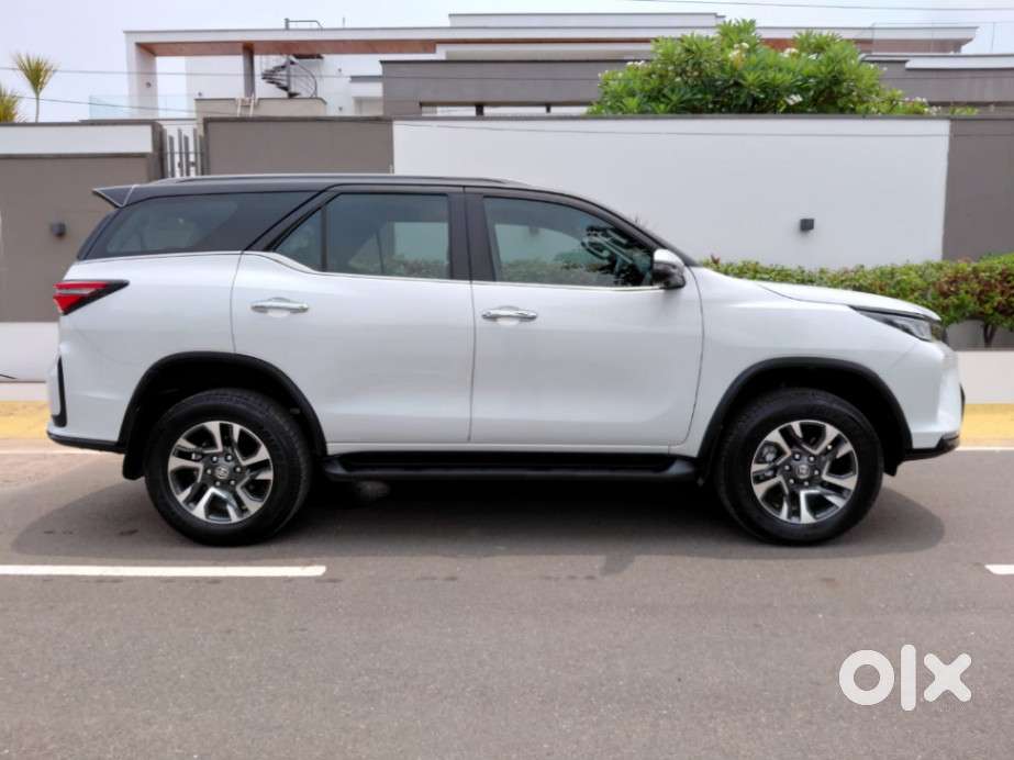 Toyota Fortuner Legender 4x2 At 2.8, 2024, Diesel