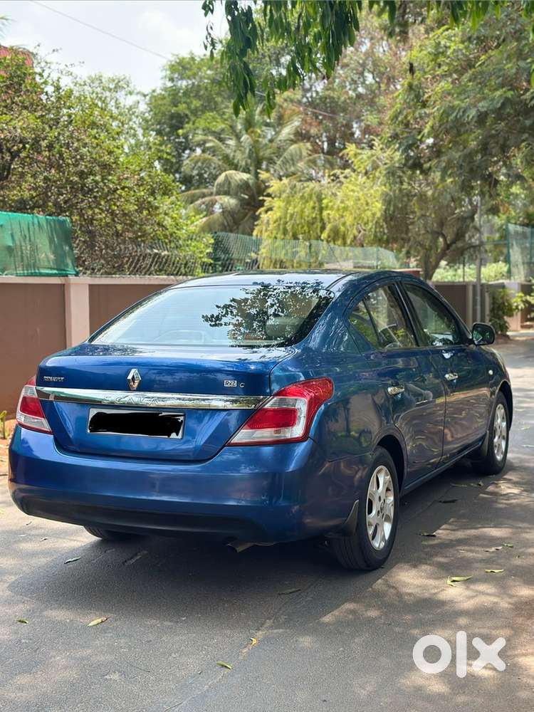 Renault Scala Petrol 2012