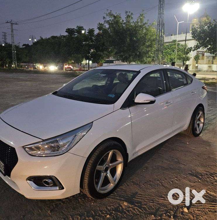 Hyundai Verna 1.5 Sx Diesel Mt, 2018, Diesel