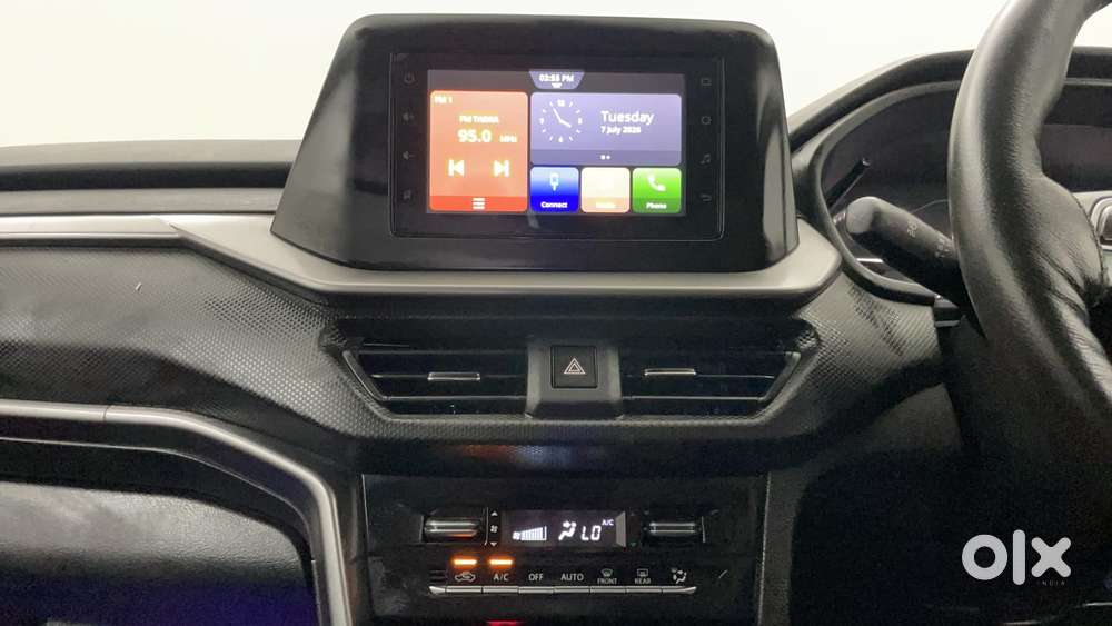 Maruti Suzuki Brezza Vxi At, 2023, Petrol