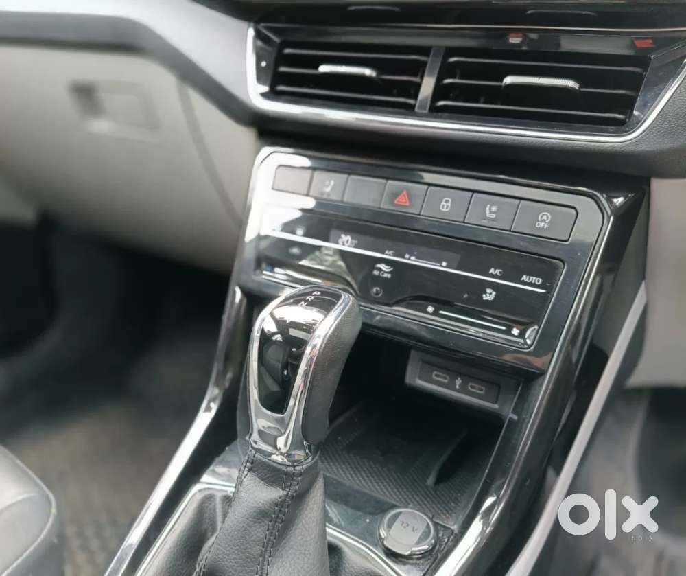 Skoda Kushaq 1.5 Tsi Style (6 Airbags) Dsg, 2022, Petrol