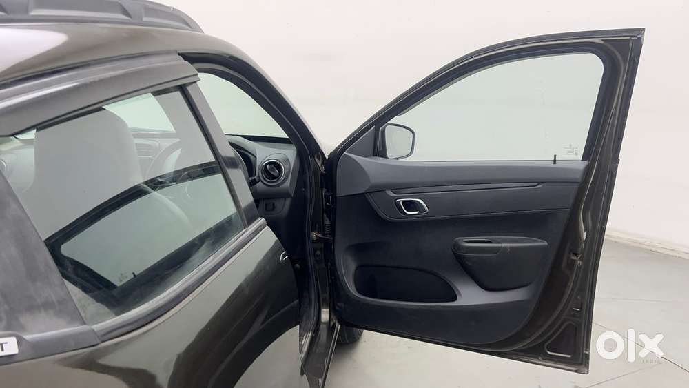 Renault Kwid 1.0 Rxt Amt, 2020, Petrol