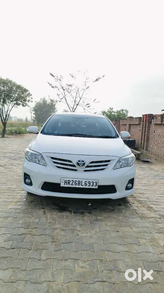 Toyota Corolla Altis 2011