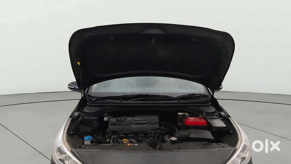 Hyundai Verna 1.6 Vtvt Sx, 2019, Petrol