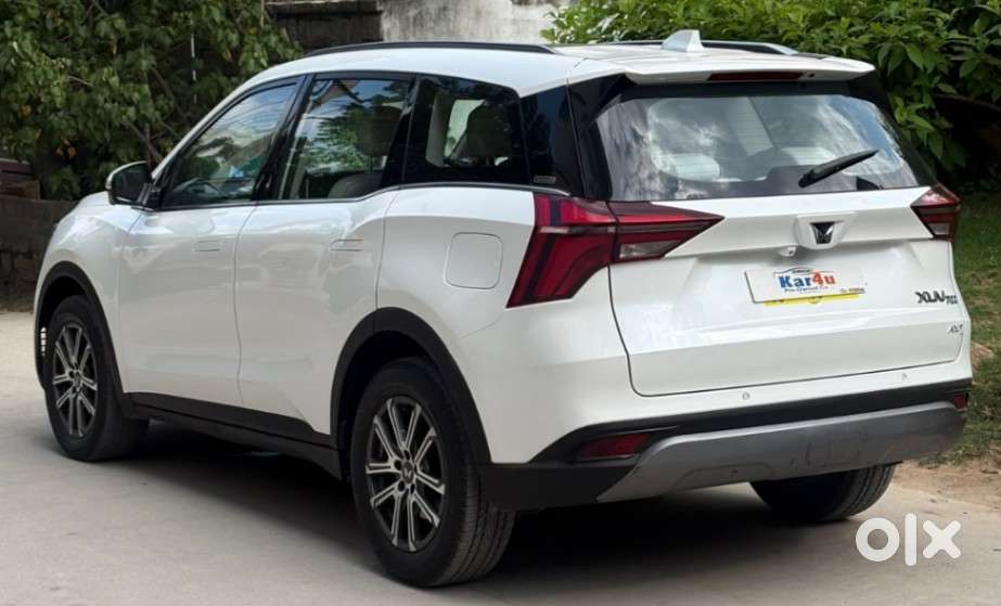 Mahindra Xuv700 2.2 Ax 7 Diesel At Luxury Pack Str, 2023, Diesel