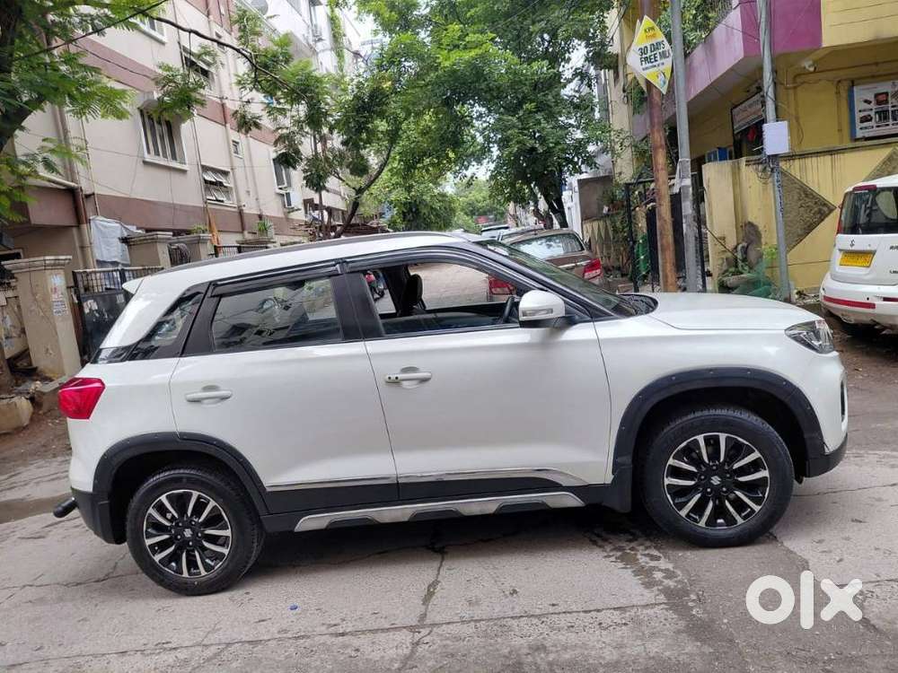 Maruti Suzuki Brezza 1.5 Zxi Plus Smart Hybrid, 2020, Petrol