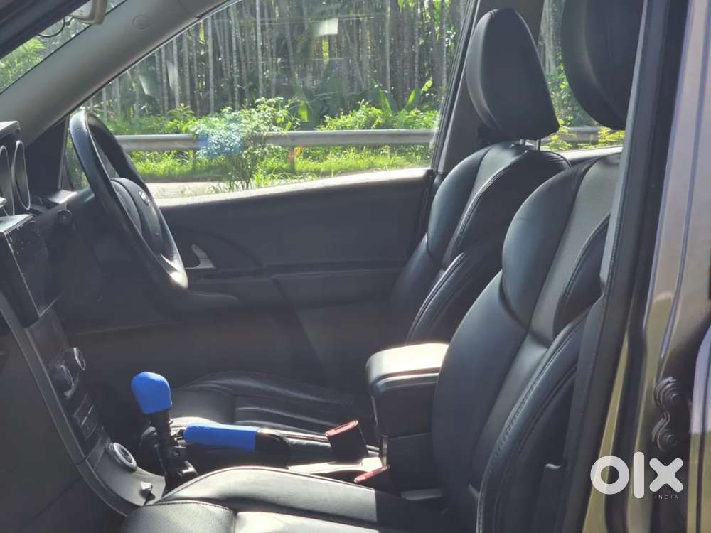 Mahindra Xuv500 At W10 Fwd, 2018, Diesel