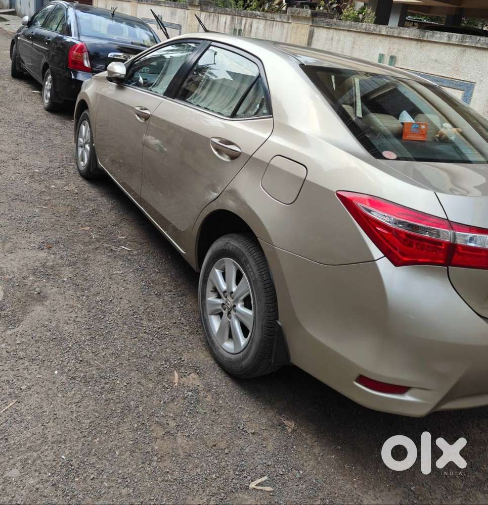 Corolla Altis 1.8g Automatic