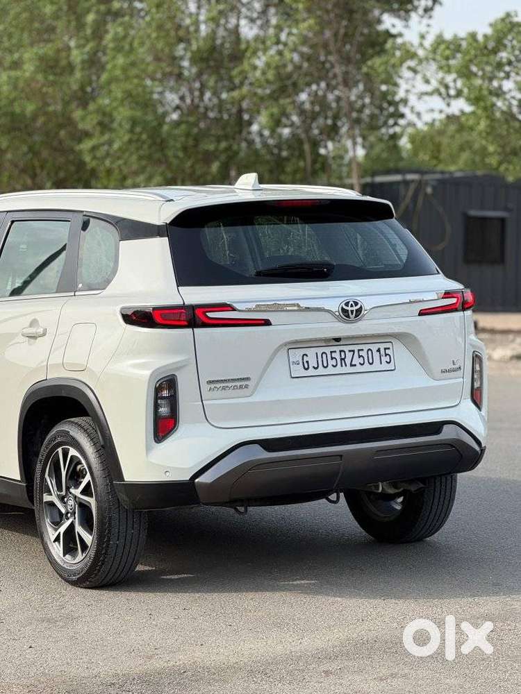 Toyota Urban Cruiser Hyryder 1.5 V Hybrid, 2024, Petrol