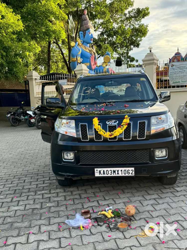 Mahindra Tuv 300 2015 Automatic