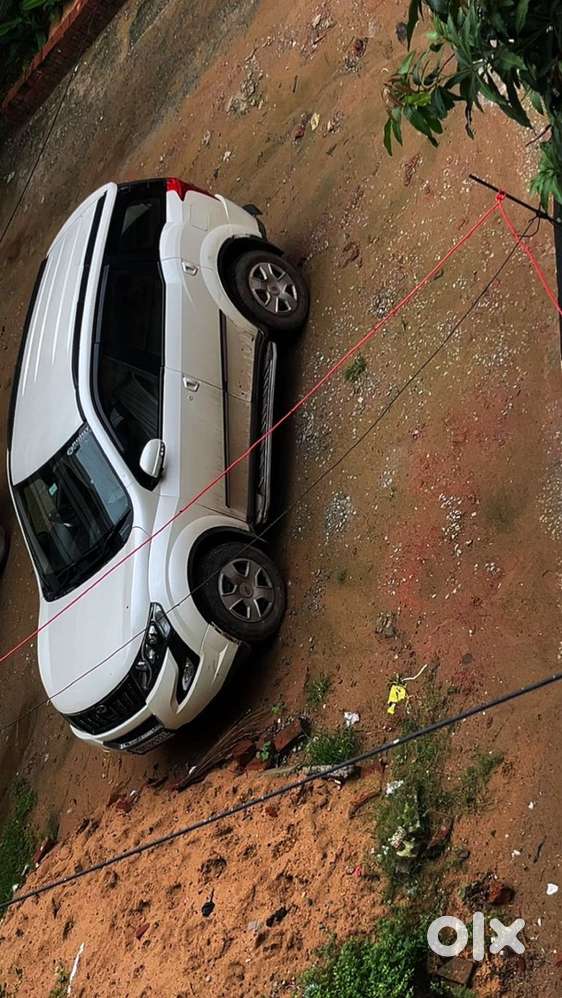 Mahindra Xuv500 Diesel 2016 Year
