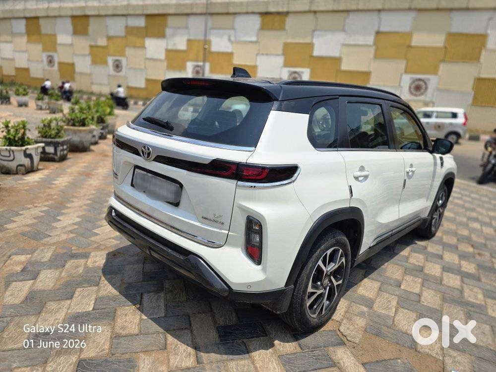 Toyota Urban Cruiser Hyryder 1.5 V Neo Drive, 2023, Petrol