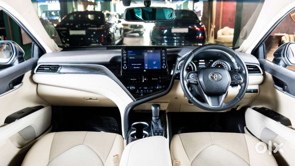 Toyota Camry [2019-ongoing] 2.5 Hybrid, 2024, Petrol