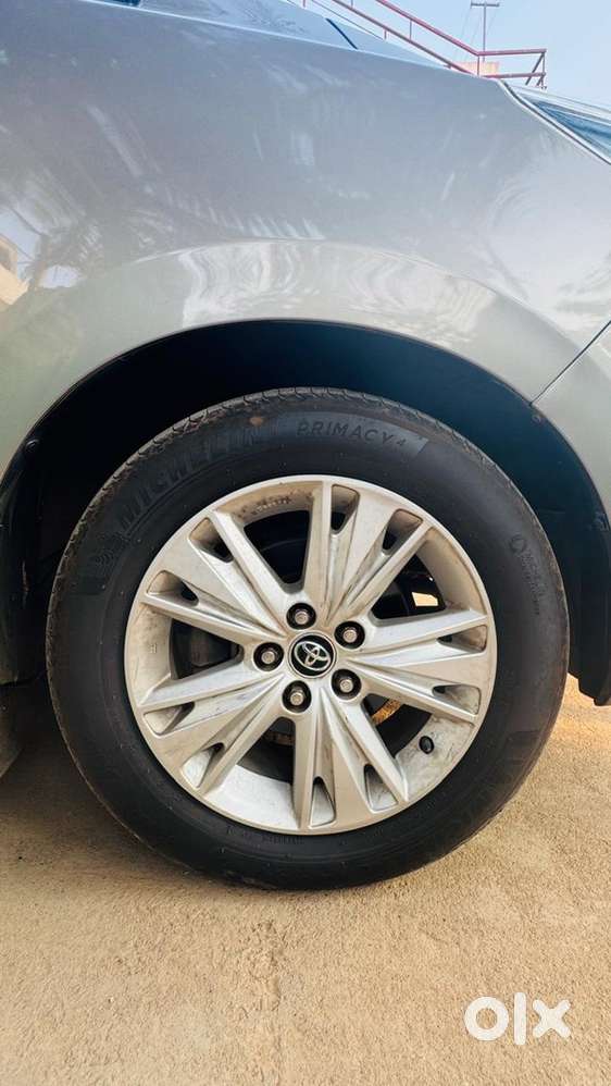 Toyota Innova Crysta 2018 Diesel 91000 Km Driven