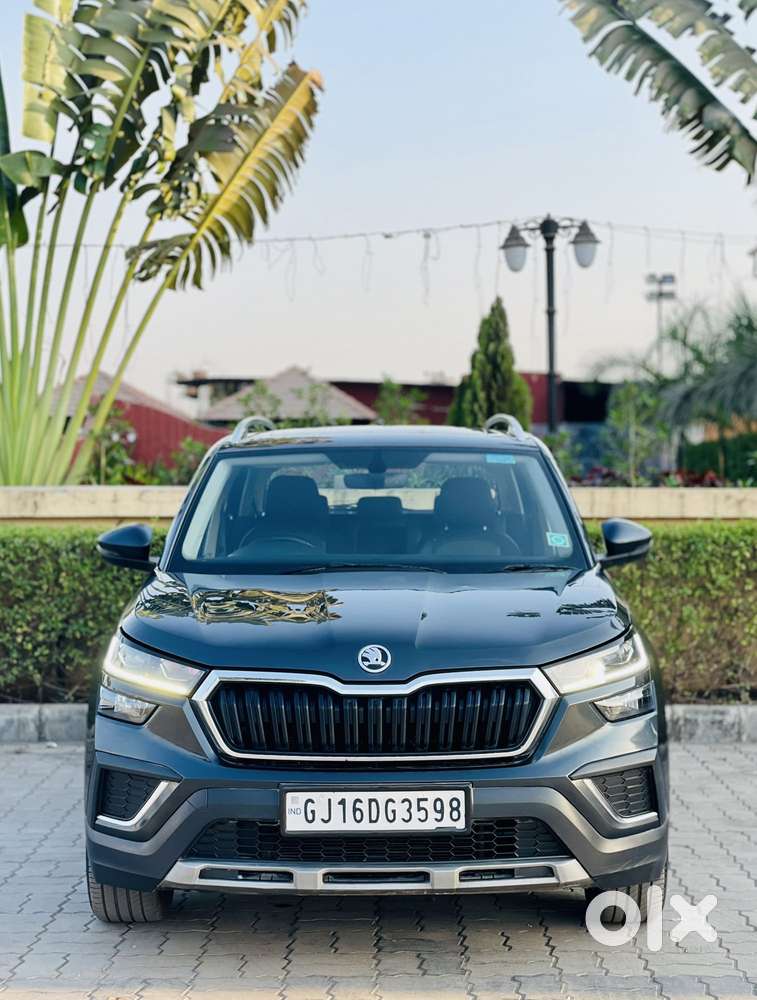 Skoda Kushaq 1.0 Tsi Style At (6 Airbags), 2022, Petrol