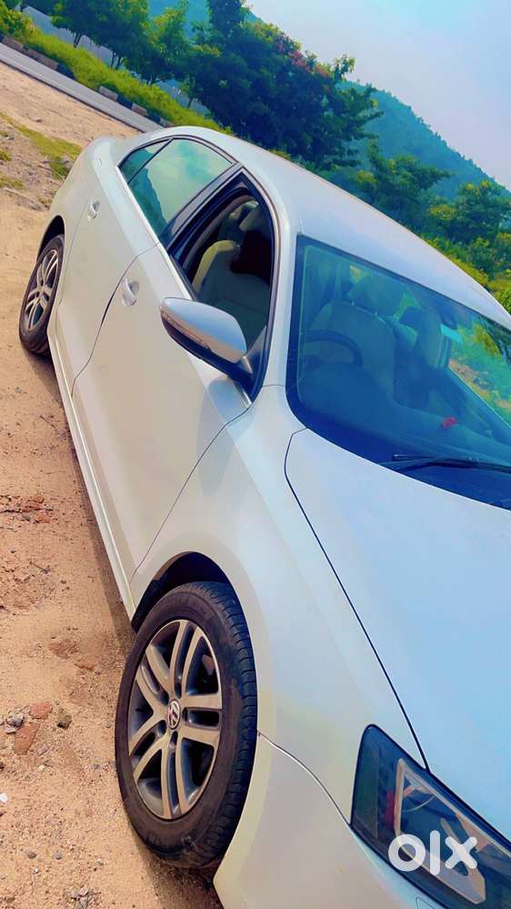 Vw Jetta Highline 2.0 Diesel Automatic - Showroom-condition