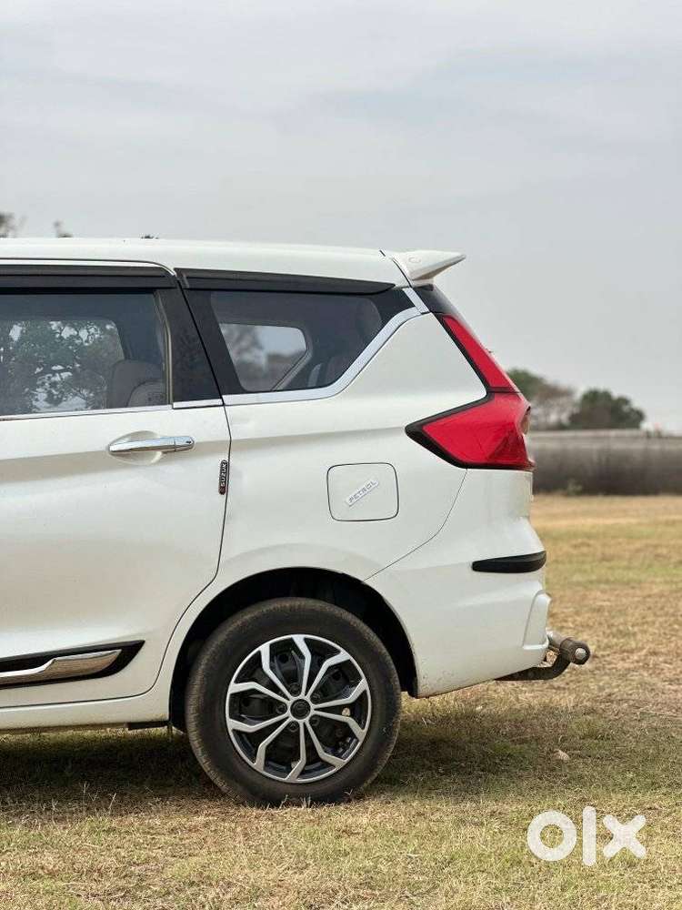 Maruti Suzuki Ertiga Vxi At Petrol, 2024, Petrol