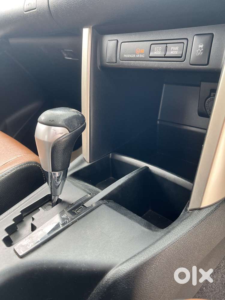 Toyota Innova Crysta 2.8 Zx At, 2017, Diesel
