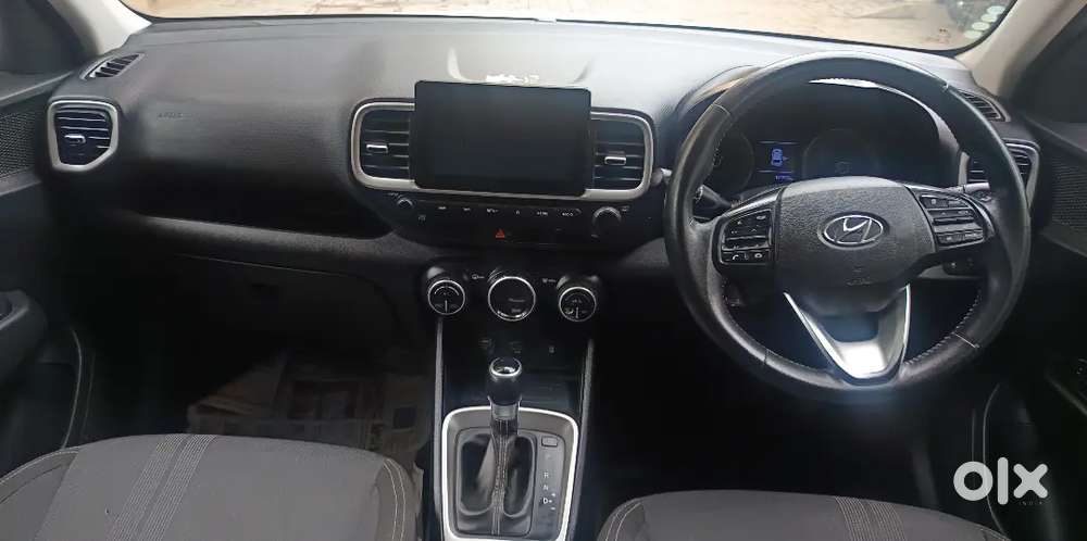 Hyundai Venue Sx Plus Turbo At Petrol
 •  Year: 2019
 •  Variant: Sx P