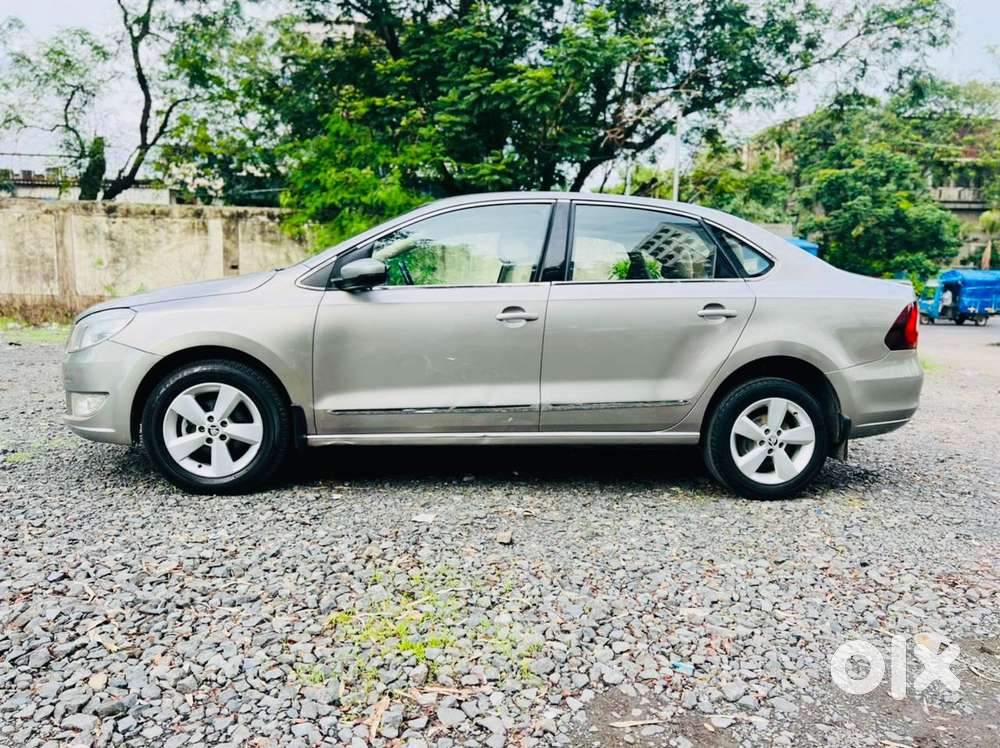 Skoda Rapid [2016-2020] 1.5 Style Plus Tdi At, 2016, Diesel