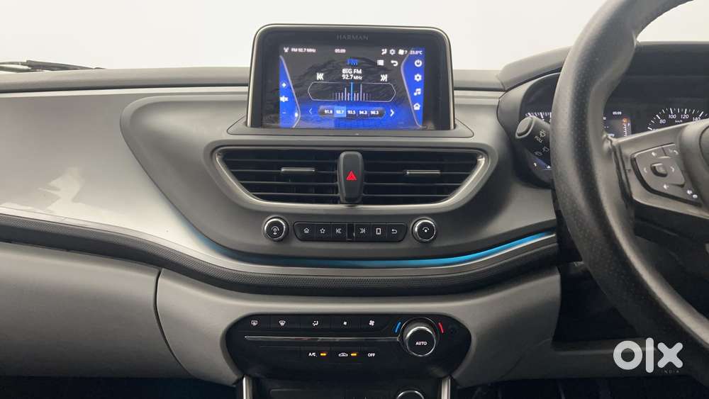 Tata Altroz Xz, 2020, Petrol