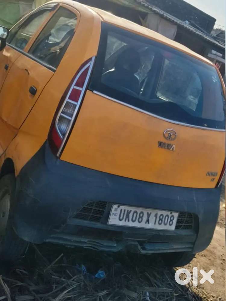 Model 2012 Gadi Ek Dum Ok Hai. Pollution Rc Hai. Insurance Expire H