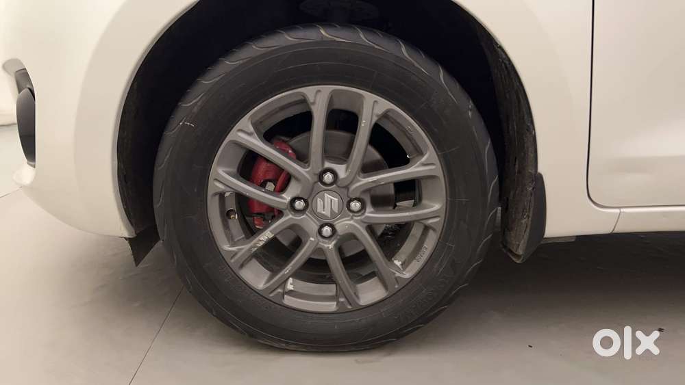 Maruti Suzuki Swift Amt Zxi, 2023, Petrol