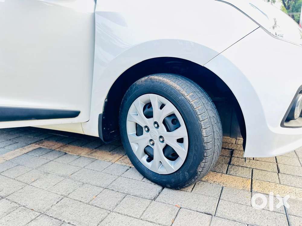 Hyundai Grand I10 2013-2016 Sportz, 2016, Petrol