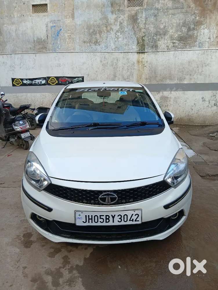 Tata Tiago Revotron 2018