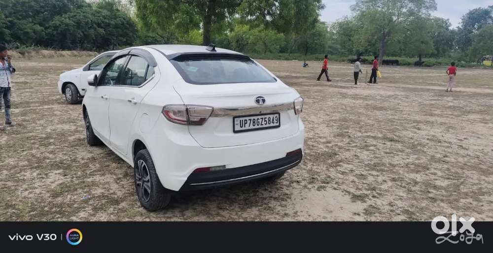 Tata Tigor Cng