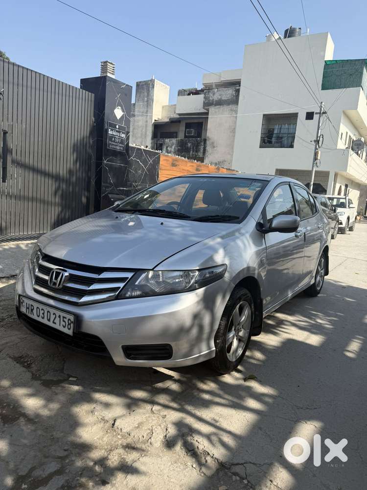 Honda City V Mt Exclusive, 2013, Petrol