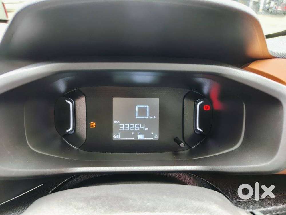 Citroen C3 Shine 1.2 Petrol Dual Tone, 2022, Petrol