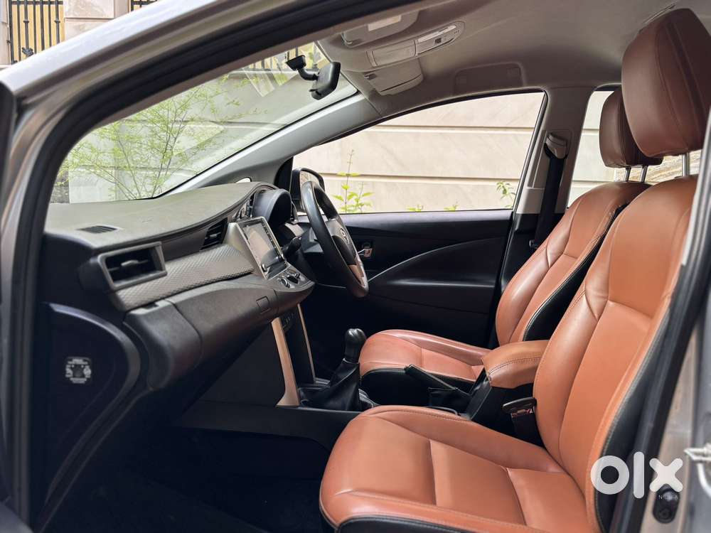 Toyota Innova Crysta [2020-ongoing] 2.4 Gx 7 Str, 2024, Diesel