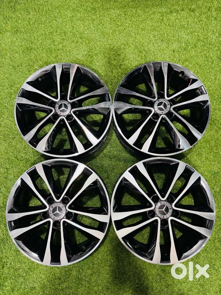 17 INCHES MERCEDES ALLOY WHEELS (VERY GOOD CONDITION)