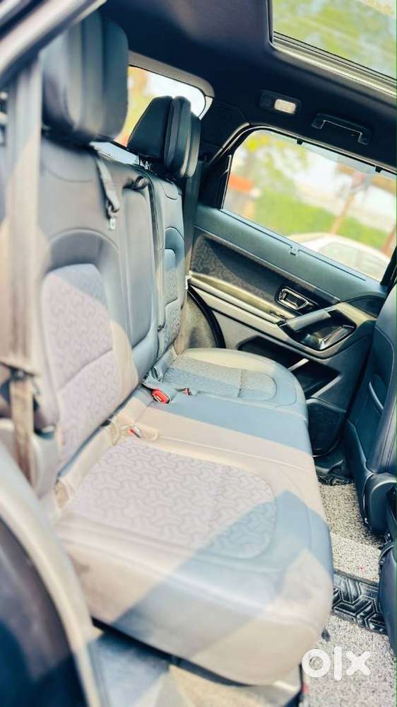Tata Safari Adventure Plus Dark Edition, 2023, Diesel