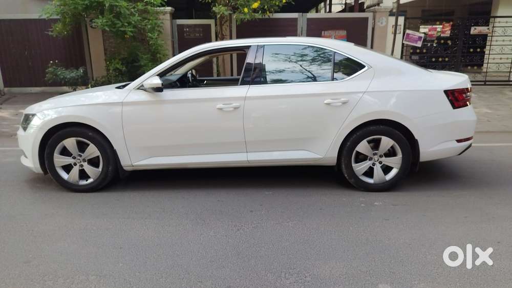 Skoda Superb Style 1.8, 2017, Petrol