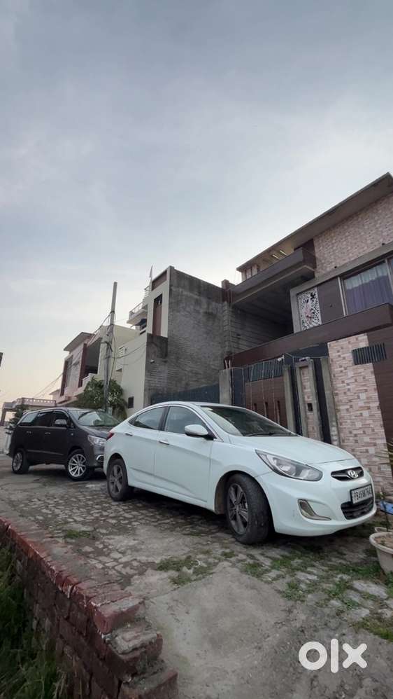 Well Maintained A1 Condition Selling Due To Having New Car