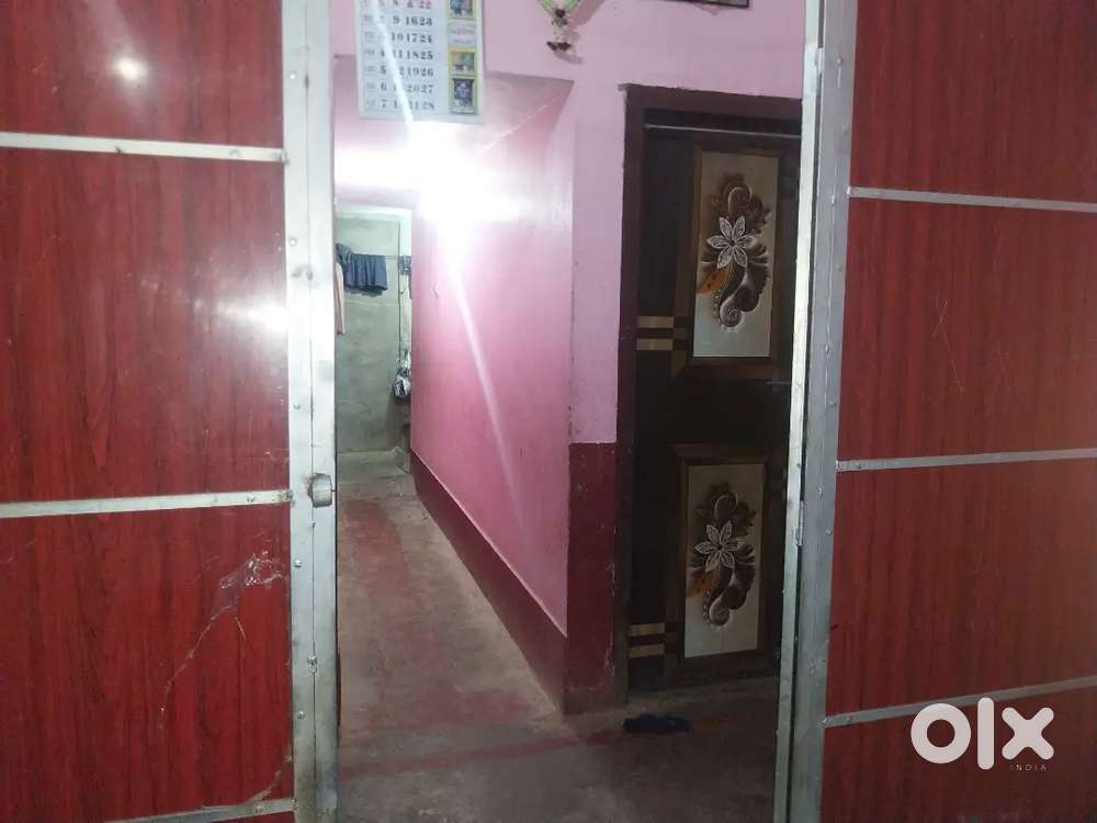 ₹1200 ka single room hai Aur double Room ₹2400 ka hai(bijli bill alag)