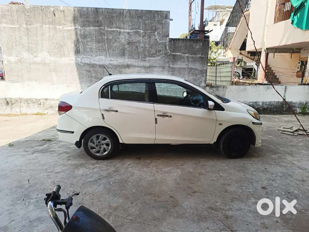 Honda Amaze 1.5 S 2013