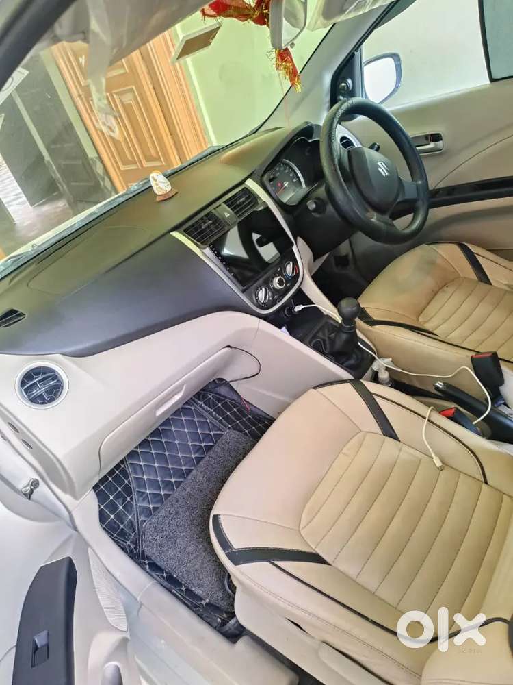 Very Good Condition. 4 Tayer New