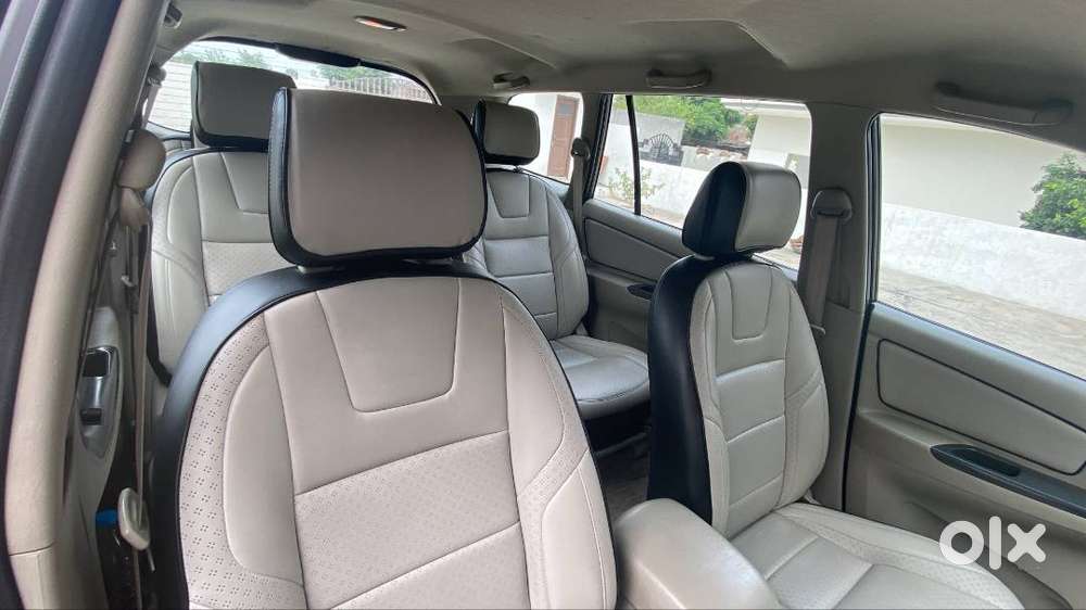 Toyota Innova 2015 Diesel Well Maintained